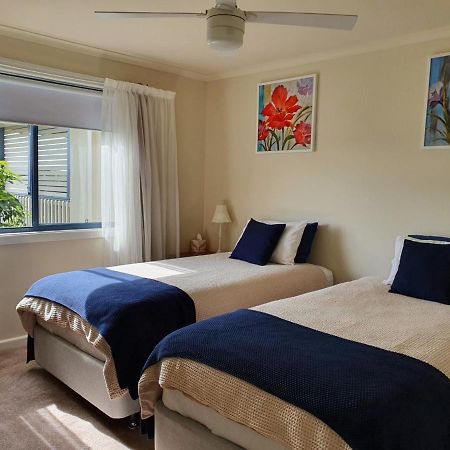 Abalone Guest Accommodation Lakes Entrance Bagian luar foto
