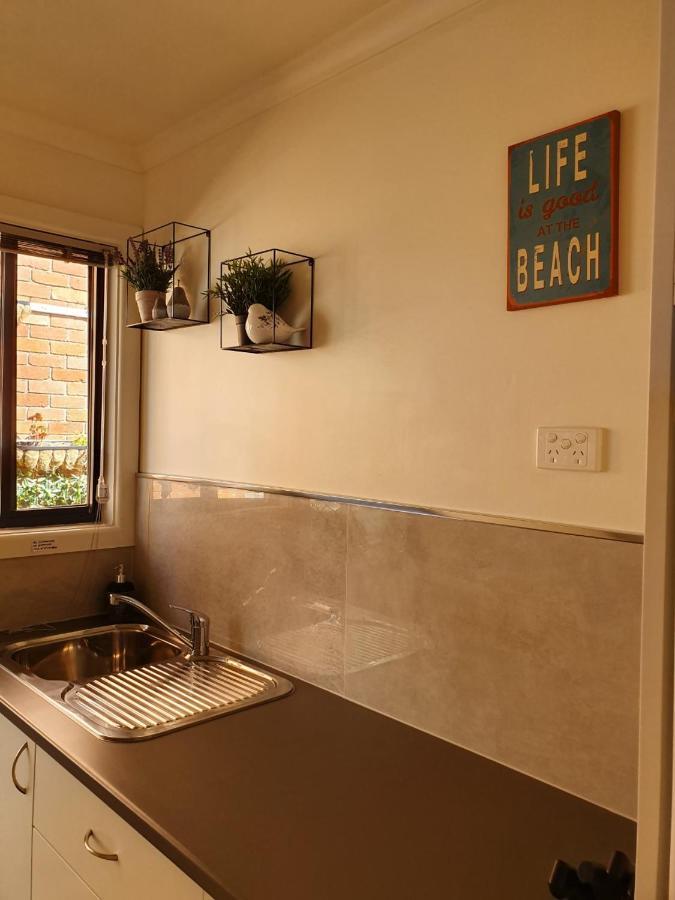 Abalone Guest Accommodation Lakes Entrance Bagian luar foto