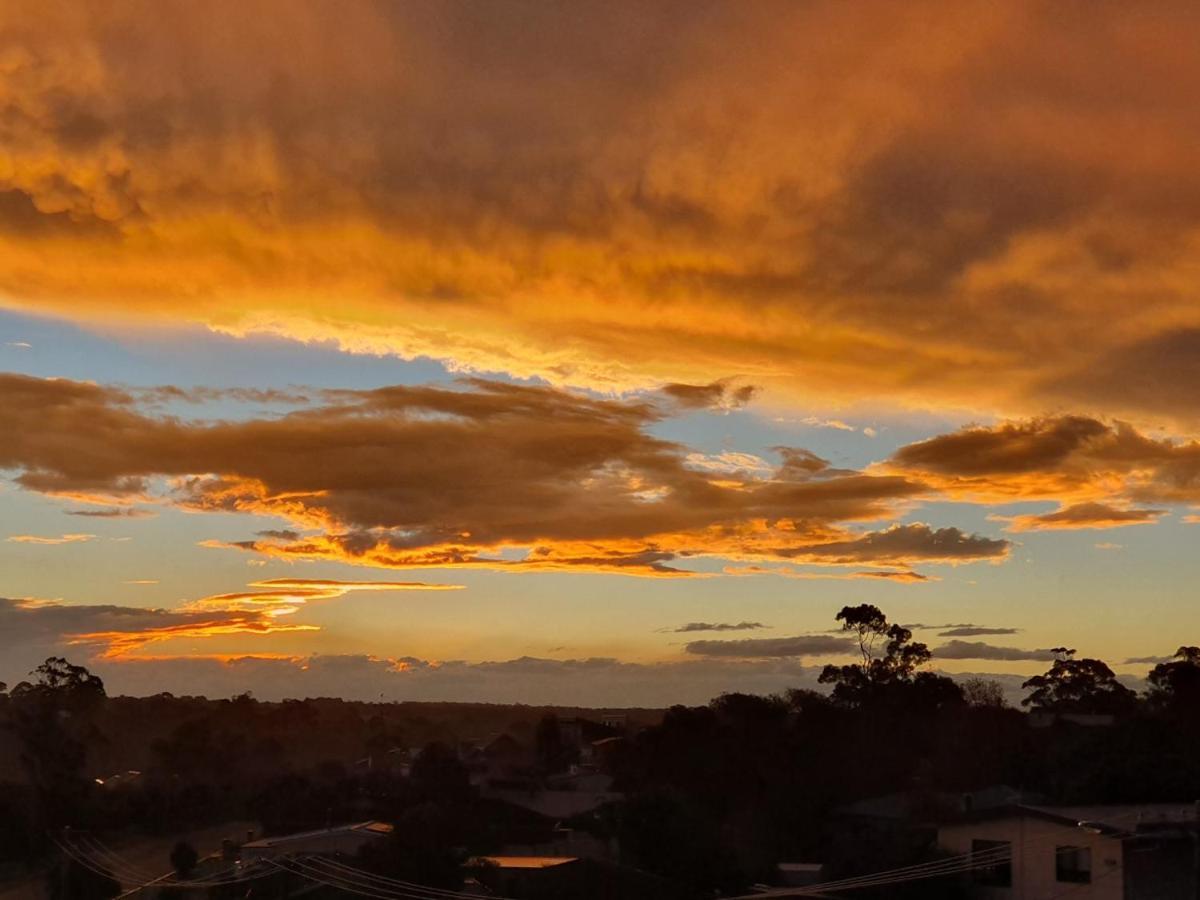 Abalone Guest Accommodation Lakes Entrance Bagian luar foto