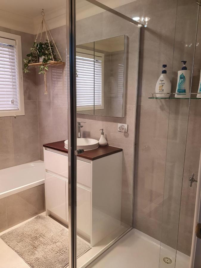 Abalone Guest Accommodation Lakes Entrance Bagian luar foto