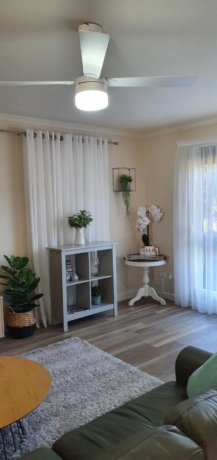 Abalone Guest Accommodation Lakes Entrance Bagian luar foto