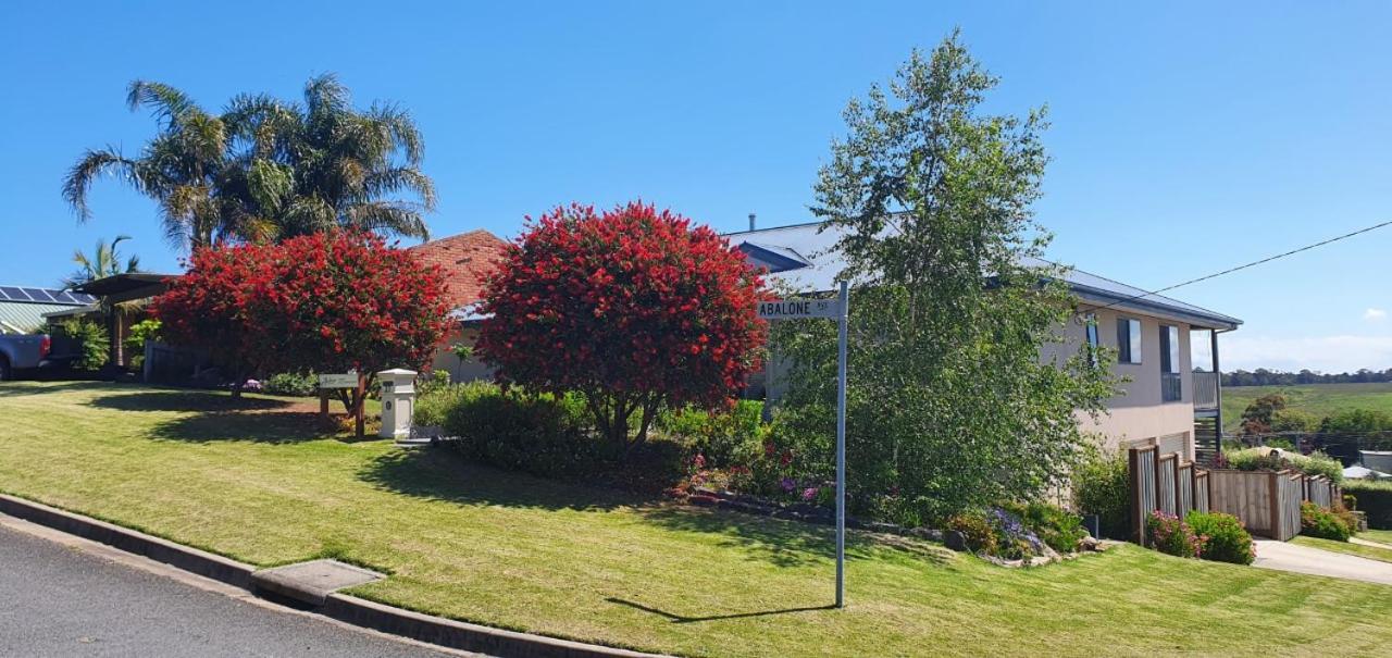 Abalone Guest Accommodation Lakes Entrance Bagian luar foto